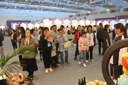 第六屆教博會職教風采展示 珠海市第一中等職業學?，F代商貿部創新成果精彩亮相第六屆中國教博會